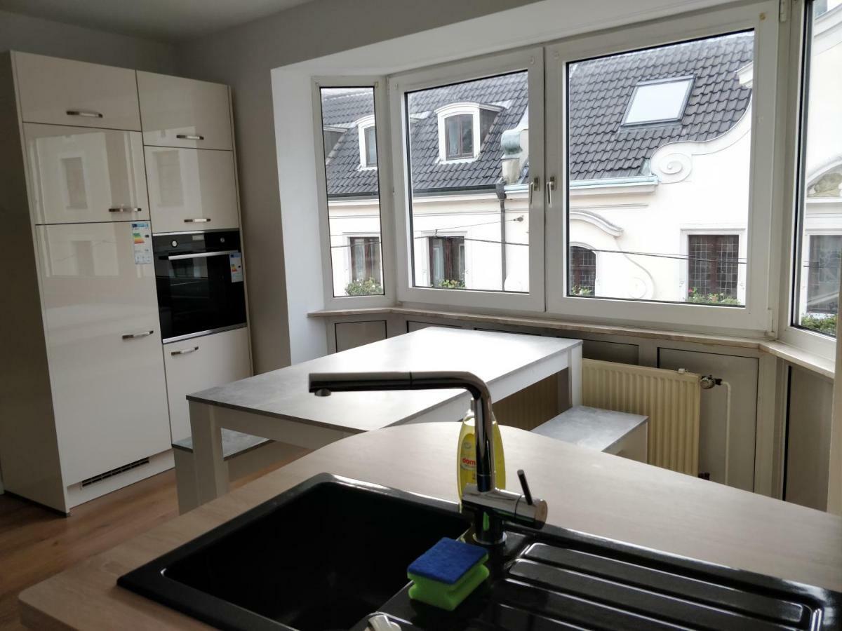 Xxl Superior Old Town Apartment Dusseldorf Exterior photo